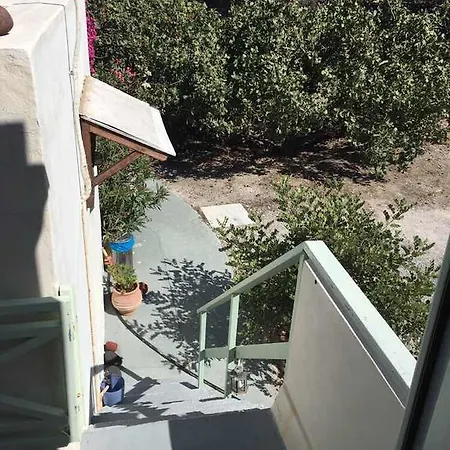 Cosy Studio In Santorini Exo Gonia Экстерьер фото
